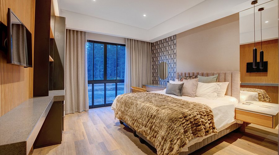 Hotel Booking